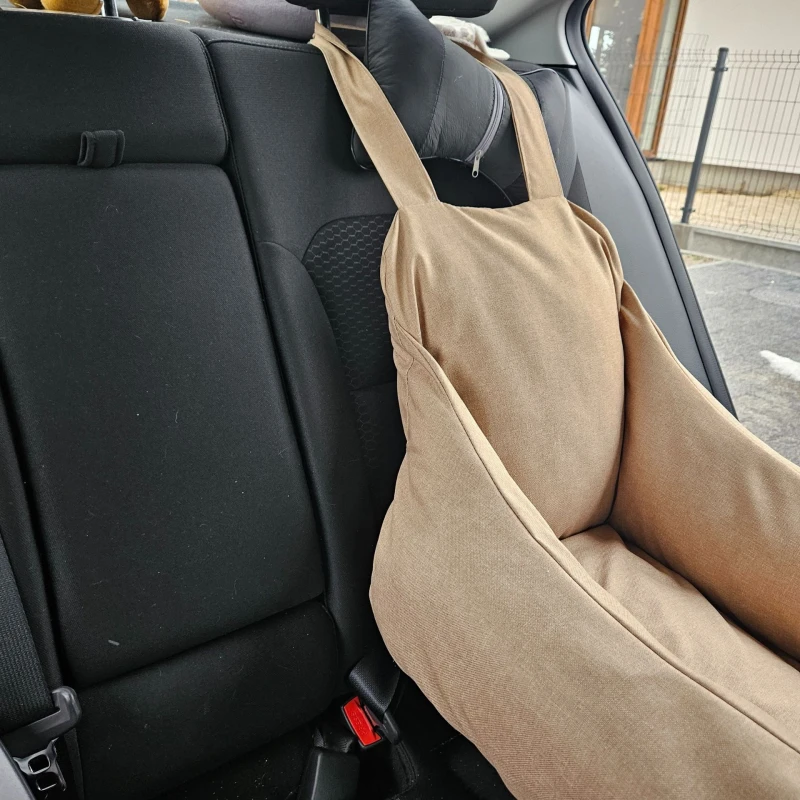 hundbilstol-beige-2i1-hundbadd6.jpg